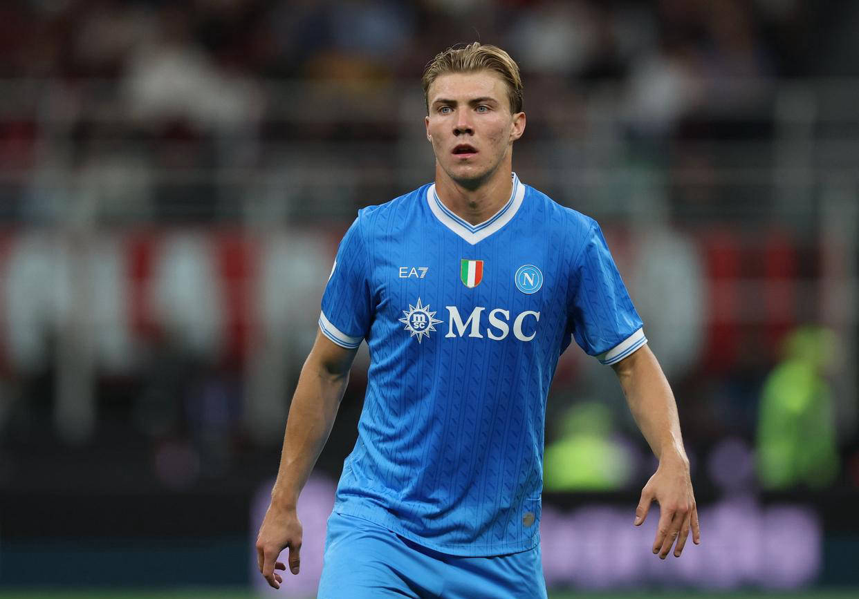 星空-包含德布劳内在美国队比赛中绝杀，战术调整引发热议！的词条